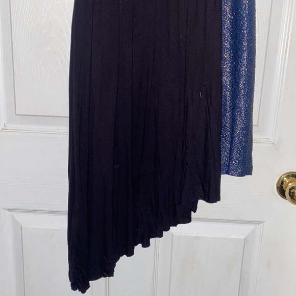 Free People black and silver mini/mid assymetrical hem. NWT size small - Picture 5 of 7